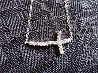 [ #0007SSW ] $40.00USD Sterling Silver Cross CZ Necklace. Top of ring height: 11.6mm, Width: 24.5mm,(..)